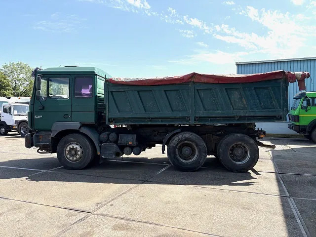 MAN 26.463 DF 6x4 MEILLER KIPPER (ZF16 MANUAL GEARBOX / ZF-INTARDER / FULL STEEL SUSPENSION / REDUCTION AXLES) - Самосвал: фото 5 MAN 26.463 DF 6x4 MEILLER KIPPER (ZF16 MANUAL GEARBOX / ZF-INTARDER / FULL STEEL SUSPENSION / REDUCTION AXLES) - Самосвал: фото 5