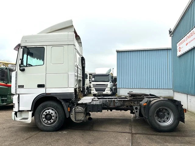 DAF 95.380 XF SPACECAB (EURO 2 (MECHANICAL PUMP & INJECTORS) / ZF16 MANUAL GEARBOX / AIRCONDITIONING) - Тягач: фото 5 DAF 95.380 XF SPACECAB (EURO 2 (MECHANICAL PUMP & INJECTORS) / ZF16 MANUAL GEARBOX / AIRCONDITIONING) - Тягач: фото 5