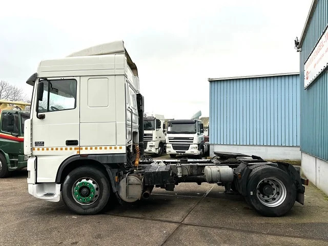 DAF 95.430 XF SPACECAB (EURO 2 / ZF16 MANUAL GEARBOX / ZF-INTARDER / AIRCONDITIONING) - Тягач: фото 2 DAF 95.430 XF SPACECAB (EURO 2 / ZF16 MANUAL GEARBOX / ZF-INTARDER / AIRCONDITIONING) - Тягач: фото 2
