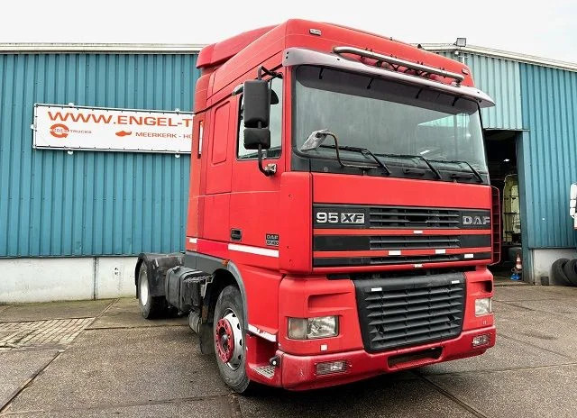 DAF 95.480 XF SPACECAB (EURO 3 / ZF16 MANUAL GEARBOX / 2x DIESELTANK / AIRCONDITIONING) - Тягач: фото 2 DAF 95.480 XF SPACECAB (EURO 3 / ZF16 MANUAL GEARBOX / 2x DIESELTANK / AIRCONDITIONING) - Тягач: фото 2