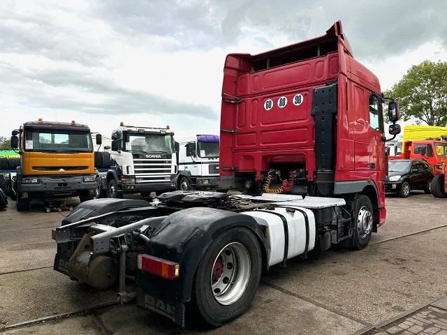 DAF XF 105.460 SPACECAB (ZF16 MANUAL GEARBOX / MX-BRAKE / 870+430 LITER TANK / AIRCONDITIONING / FRIDGE) - Тягач: фото 3 DAF XF 105.460 SPACECAB (ZF16 MANUAL GEARBOX / MX-BRAKE / 870+430 LITER TANK / AIRCONDITIONING / FRIDGE) - Тягач: фото 3