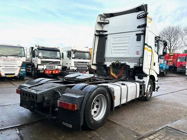 Iveco Stralis 440.42 /TP HIGH-WAY (EURO 6 / AUTOMATIC GEARBOX / 2x TANK / FRIDGE / AIRCONDITIONING / ETC.) - Тягач: фото 3 Iveco Stralis 440.42 /TP HIGH-WAY (EURO 6 / AUTOMATIC GEARBOX / 2x TANK / FRIDGE / AIRCONDITIONING / ETC.) - Тягач: фото 3