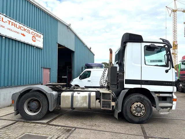 Mercedes-Benz Actros 1848 LS (MP1) 4x2 TRACTOR (EPS WITH CLUTCH / RUDUCTION AXLE / HYDRAULIC KIT / AIRCONDITIONING / ETC) - Тягач: фото 4 Mercedes-Benz Actros 1848 LS (MP1) 4x2 TRACTOR (EPS WITH CLUTCH / RUDUCTION AXLE / HYDRAULIC KIT / AIRCONDITIONING / ETC) - Тягач: фото 4