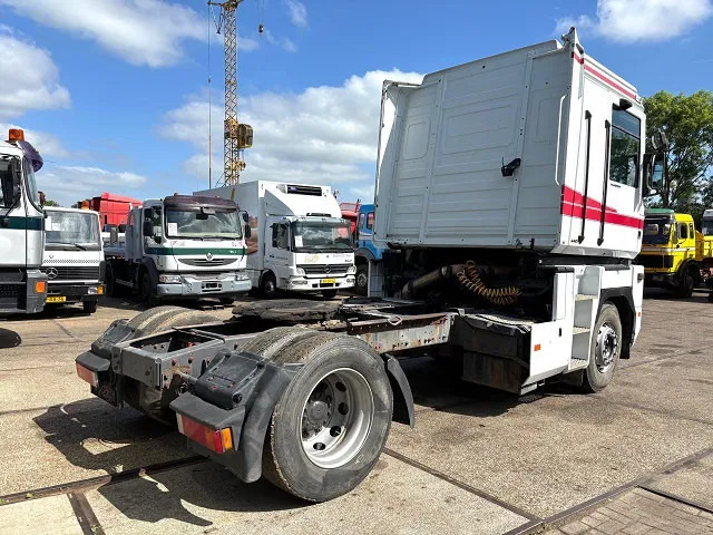 Renault Magnum 440 E-TECH (ZF16 MANUAL GEARBOX / MACK-ENGINE / AIRCONDITIONING / ELECTRICAL MAINSWITCH) - Тягач: фото 3 Renault Magnum 440 E-TECH (ZF16 MANUAL GEARBOX / MACK-ENGINE / AIRCONDITIONING / ELECTRICAL MAINSWITCH) - Тягач: фото 3