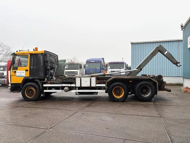 Volvo FL 12.380 6x2 A-RIDE (ORIGINAL DUTCH) HOOK-ARM CONTAINER SYSTEM (FULL STEEL SUSPENSION / REDUCTION AXLE / 10 TIRES / 8.000 KG. F - Крюковой мультилифт: фото 5 Volvo FL 12.380 6x2 A-RIDE (ORIGINAL DUTCH) HOOK-ARM CONTAINER SYSTEM (FULL STEEL SUSPENSION / REDUCTION AXLE / 10 TIRES / 8.000 KG. F - Крюковой мультилифт: фото 5