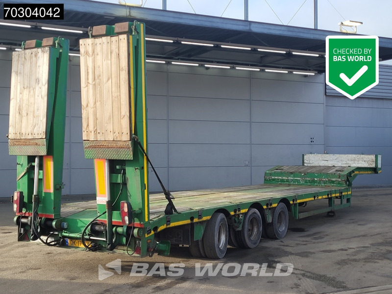 Faymonville STN-3AU 3 axles Steering Axle Extendable - Низкорамный полуприцеп: фото 1 Faymonville STN-3AU 3 axles Steering Axle Extendable - Низкорамный полуприцеп: фото 1