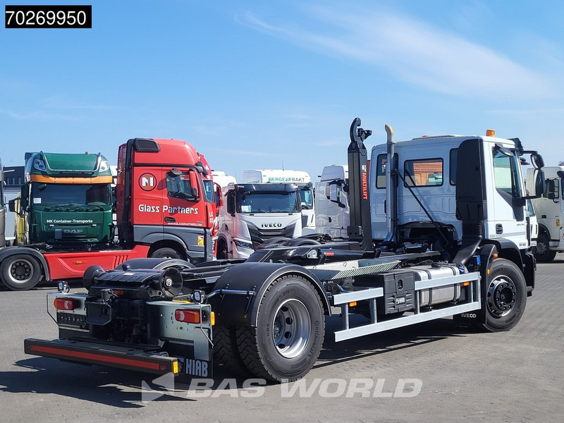 Iveco Eurocargo 180E320 4X2 NEW! 14tons Hiab Multilift ULT14S51 ACC Euro 6 - Крюковой мультилифт: фото 5 Iveco Eurocargo 180E320 4X2 NEW! 14tons Hiab Multilift ULT14S51 ACC Euro 6 - Крюковой мультилифт: фото 5