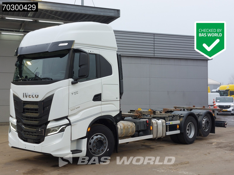 Iveco S-Way 510 6X2 BDF Retarder Air suspension Lift-Axle Automatic Euro 6 - Грузовик-контейнеровоз/ Сменный кузов: фото 1 Iveco S-Way 510 6X2 BDF Retarder Air suspension Lift-Axle Automatic Euro 6 - Грузовик-контейнеровоз/ Сменный кузов: фото 1