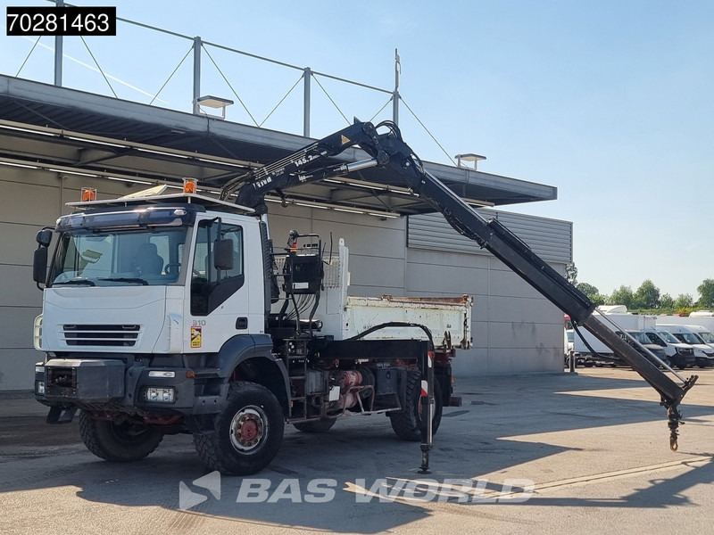 Iveco Trakker 310 4X4 Atlas 145.2-A2 Kran Crane 4x4 Big axle 6m3 3 sided tipper Euro 4 - Самосвал, Автоманипулятор: фото 5 Iveco Trakker 310 4X4 Atlas 145.2-A2 Kran Crane 4x4 Big axle 6m3 3 sided tipper Euro 4 - Самосвал, Автоманипулятор: фото 5