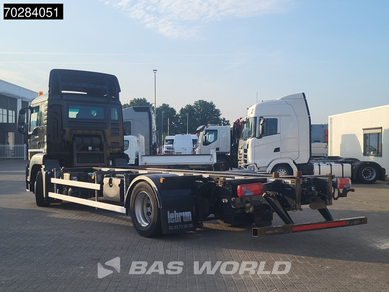 MAN TGS 18.360 834 4X2 19tonner BDF Automatic Navi Euro 6 - Грузовик-контейнеровоз/ Сменный кузов: фото 2 MAN TGS 18.360 834 4X2 19tonner BDF Automatic Navi Euro 6 - Грузовик-контейнеровоз/ Сменный кузов: фото 2