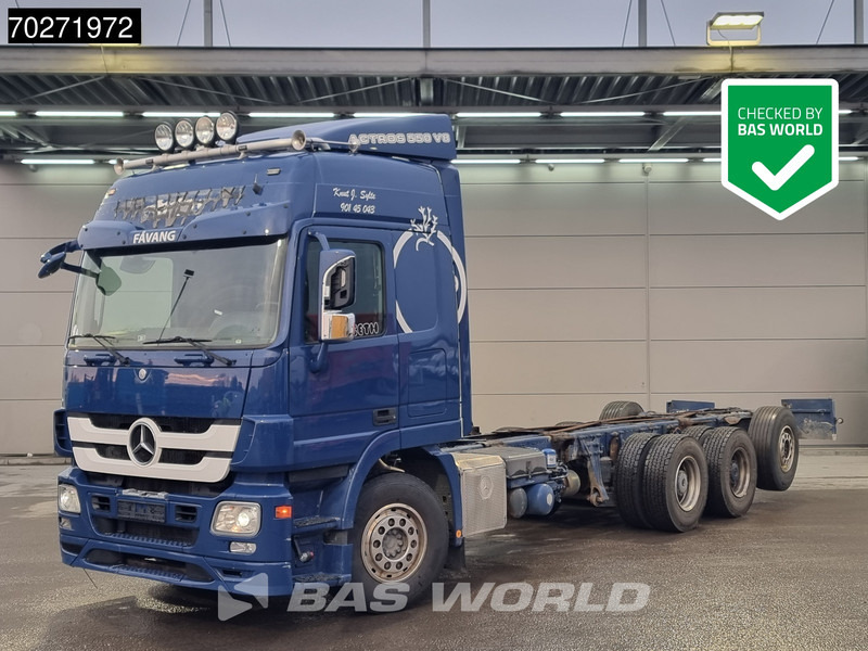 Mercedes-Benz Actros 2651 8X4 Lift+Lenkachse Automatic Retarder Euro 5 - Грузовик-шасси: фото 1 Mercedes-Benz Actros 2651 8X4 Lift+Lenkachse Automatic Retarder Euro 5 - Грузовик-шасси: фото 1