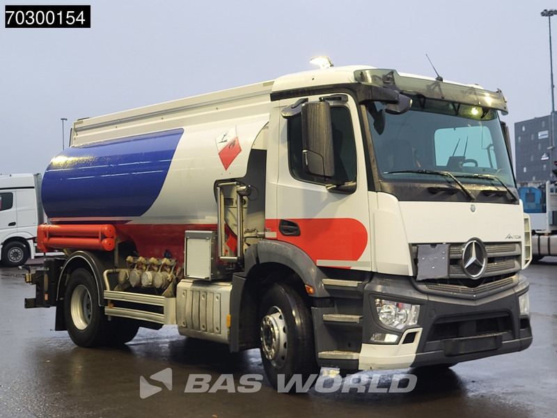 Mercedes-Benz Antos 1824 4X2 13500ltr Fuel tanker 4 comparments ADR Automatic Euro 6 - Грузовик-цистерна: фото 3 Mercedes-Benz Antos 1824 4X2 13500ltr Fuel tanker 4 comparments ADR Automatic Euro 6 - Грузовик-цистерна: фото 3