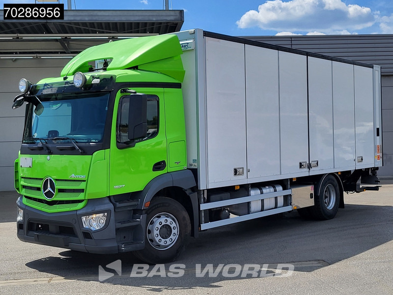 Mercedes-Benz Antos 1827 Antos 4X2 2000kg Ladebordwand box heating Automatic Euro 6 - Грузовик с закрытым кузовом: фото 3 Mercedes-Benz Antos 1827 Antos 4X2 2000kg Ladebordwand box heating Automatic Euro 6 - Грузовик с закрытым кузовом: фото 3