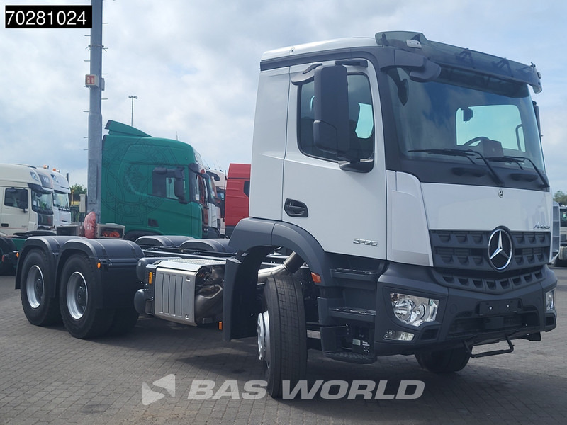 Mercedes-Benz Arocs 2636 6X4 NEW chassis Flywheel PTO Big-Axle Automatic Steelsuspension Euro 6 - Грузовик-шасси: фото 3 Mercedes-Benz Arocs 2636 6X4 NEW chassis Flywheel PTO Big-Axle Automatic Steelsuspension Euro 6 - Грузовик-шасси: фото 3