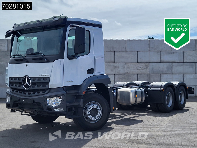 Mercedes-Benz Arocs 2640 6X4 NEW Chassis Big-Axle Automatic Steel suspension Euro 6 - Грузовик-шасси: фото 1 Mercedes-Benz Arocs 2640 6X4 NEW Chassis Big-Axle Automatic Steel suspension Euro 6 - Грузовик-шасси: фото 1