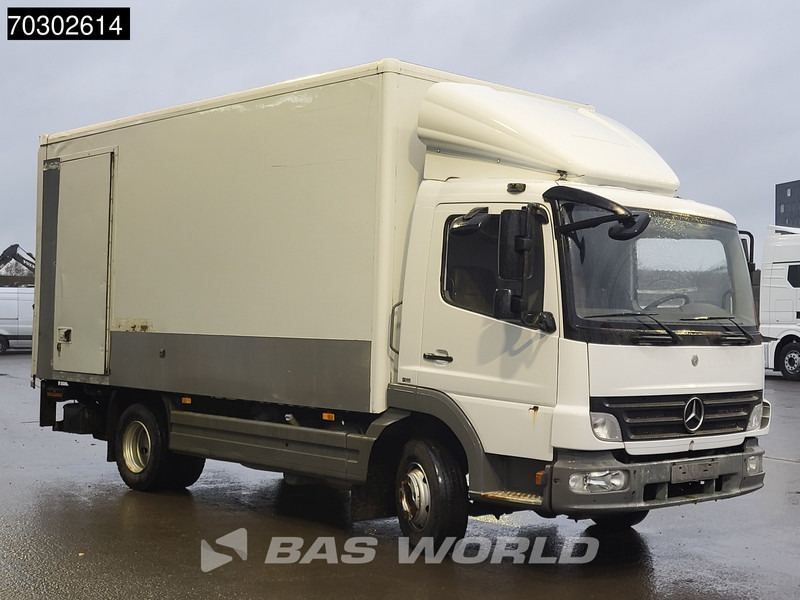 Грузовик с закрытым кузовом Mercedes-Benz Atego 818 Atego 4X2 8tonner Automatic 1500kg Ladebordwand Euro 4: фото 6 Грузовик с закрытым кузовом Mercedes-Benz Atego 818 Atego 4X2 8tonner Automatic 1500kg Ladebordwand Euro 4: фото 6