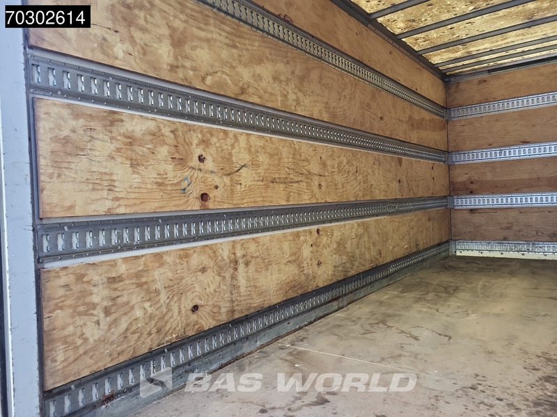 Грузовик с закрытым кузовом Mercedes-Benz Atego 818 Atego 4X2 8tonner Automatic 1500kg Ladebordwand Euro 4: фото 5 Грузовик с закрытым кузовом Mercedes-Benz Atego 818 Atego 4X2 8tonner Automatic 1500kg Ladebordwand Euro 4: фото 5