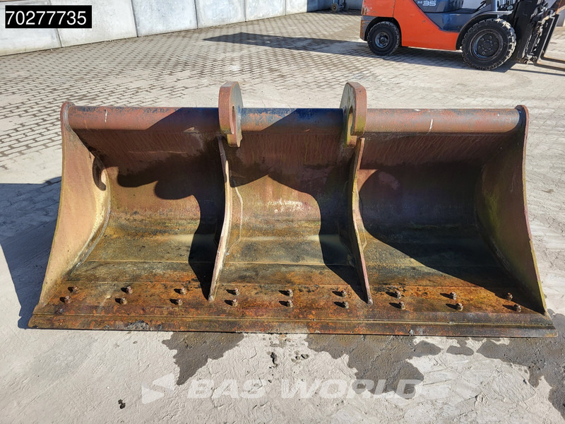 Verachtert CW45S 2370 wide / 1066 KG - Навесное оборудование: фото 3 Verachtert CW45S 2370 wide / 1066 KG - Навесное оборудование: фото 3