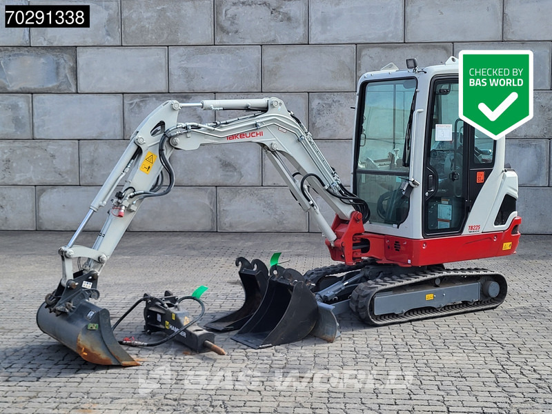 Takeuchi TB225 HAMMER + 3 BUCKETS - Мини-экскаватор: фото 1 Takeuchi TB225 HAMMER + 3 BUCKETS - Мини-экскаватор: фото 1