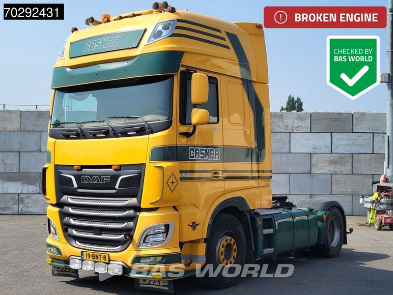 DAF XF 530 4X2 BROKEN ENGINE NL-Truck Retarder Standairco 2xTanks ACC Euro 6 - Тягач: фото 1 DAF XF 530 4X2 BROKEN ENGINE NL-Truck Retarder Standairco 2xTanks ACC Euro 6 - Тягач: фото 1