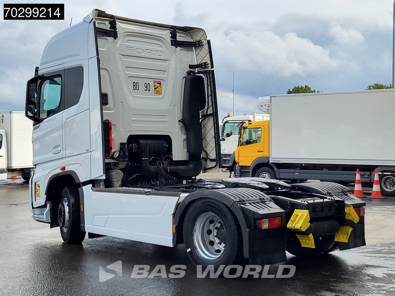 Ford F-Max 500 F-Max 4X2 Retarder 2xTanks Navi Standklima Euro 6 - Тягач: фото 2 Ford F-Max 500 F-Max 4X2 Retarder 2xTanks Navi Standklima Euro 6 - Тягач: фото 2