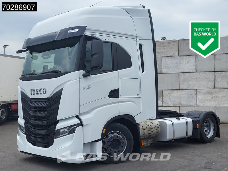 Iveco S-Way 480 4X2 Mega Retarder Standklima 2xTanks Navi ACC LED Euro 6 - Тягач: фото 1 Iveco S-Way 480 4X2 Mega Retarder Standklima 2xTanks Navi ACC LED Euro 6 - Тягач: фото 1