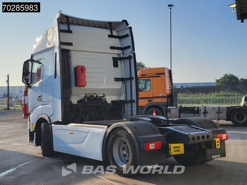 Iveco S-Way 490 4X2 Retarder Standklima 2xTanks Navi ACC LED Euro 6 - Тягач: фото 2 Iveco S-Way 490 4X2 Retarder Standklima 2xTanks Navi ACC LED Euro 6 - Тягач: фото 2