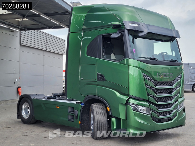 Iveco S-Way 500 4X2 2024! 2x Tanks Standklima Alcoa's ACC Euro 6 - Тягач: фото 3 Iveco S-Way 500 4X2 2024! 2x Tanks Standklima Alcoa's ACC Euro 6 - Тягач: фото 3