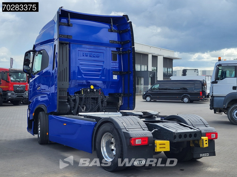 Iveco S-Way 530 4X2 Retarder Standklima ACC Navi Alcoa's - Тягач: фото 2 Iveco S-Way 530 4X2 Retarder Standklima ACC Navi Alcoa's - Тягач: фото 2