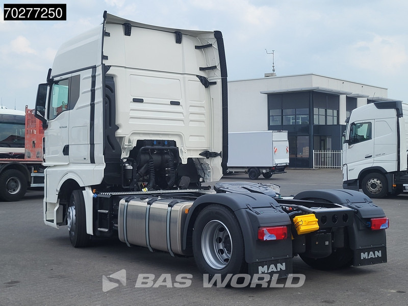 MAN TGX 18.520 4X2 NEW! GX Retarder 2x Tanks Standklima ACC - Тягач: фото 2 MAN TGX 18.520 4X2 NEW! GX Retarder 2x Tanks Standklima ACC - Тягач: фото 2