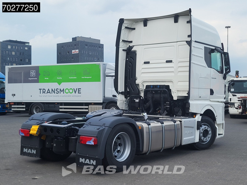 MAN TGX 18.520 4X2 NEW! GX Retarder 2x Tanks Standklima ACC - Тягач: фото 5 MAN TGX 18.520 4X2 NEW! GX Retarder 2x Tanks Standklima ACC - Тягач: фото 5