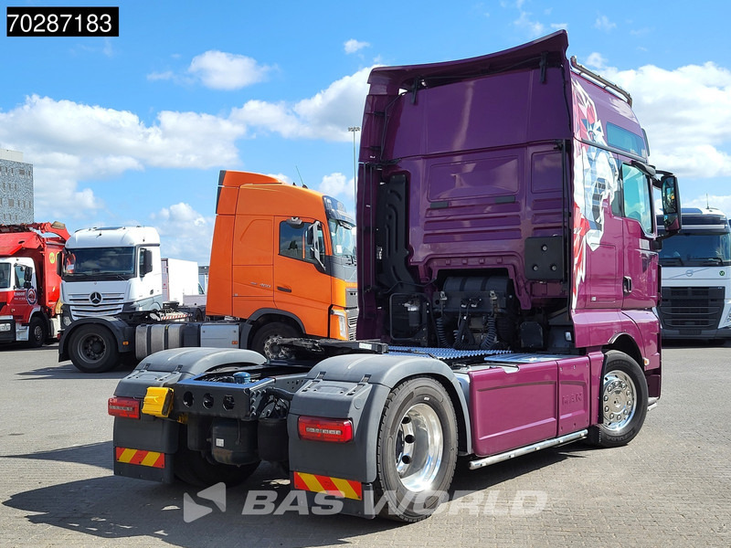 MAN TGX 18.580 4X2 XXL Retarder 2x Tanks Standklima Xenon ACC Navi - Тягач: фото 5 MAN TGX 18.580 4X2 XXL Retarder 2x Tanks Standklima Xenon ACC Navi - Тягач: фото 5