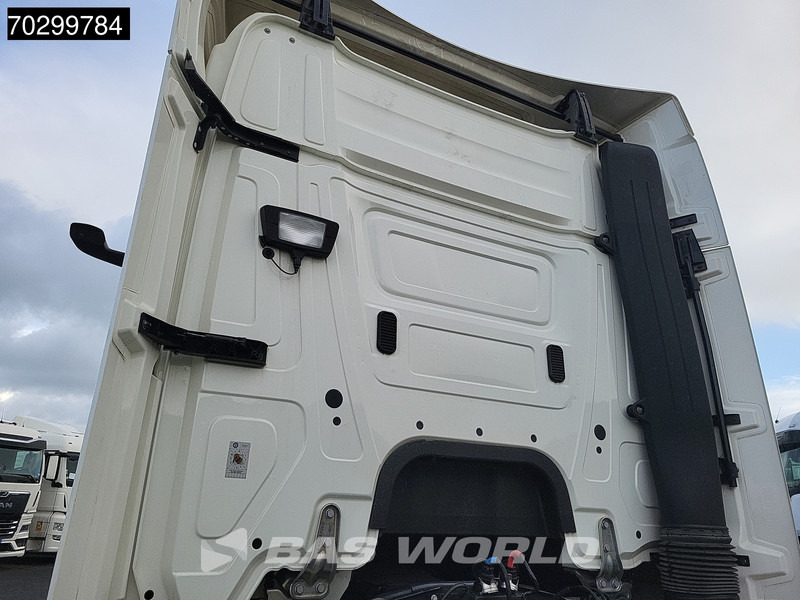 Mercedes-Benz Actros 1842 4X2 StreamSpace Mega Retarder MirrorCam 2xTanks Navi ACC Euro 6 - Тягач: фото 3 Mercedes-Benz Actros 1842 4X2 StreamSpace Mega Retarder MirrorCam 2xTanks Navi ACC Euro 6 - Тягач: фото 3