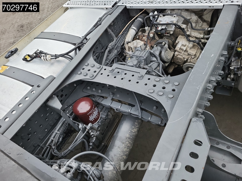 Тягач Mercedes-Benz Actros 1845 4X2 BigSpace Retarder ADR PTO: фото 8 Тягач Mercedes-Benz Actros 1845 4X2 BigSpace Retarder ADR PTO: фото 8