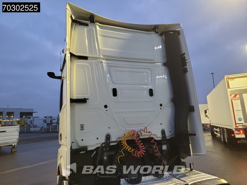 Mercedes-Benz Actros 1845 4X2 GigaSpace Mega Retarder 2xTanks ACC Standklima Euro 6 - Тягач: фото 5 Mercedes-Benz Actros 1845 4X2 GigaSpace Mega Retarder 2xTanks ACC Standklima Euro 6 - Тягач: фото 5