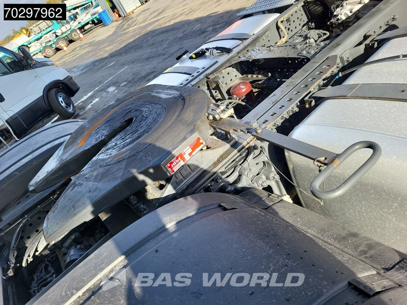 Mercedes-Benz Actros 1851 Actros 4X2 GigaSpace ADR 2xTanks Xenon Euro 6 в лизинг Mercedes-Benz Actros 1851 Actros 4X2 GigaSpace ADR 2xTanks Xenon Euro 6: фото 15