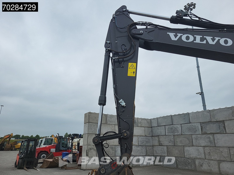 Гусеничный экскаватор Volvo EC200 E L: фото 11 Гусеничный экскаватор Volvo EC200 E L: фото 11