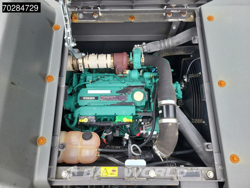 Гусеничный экскаватор Volvo EC200 E L: фото 19 Гусеничный экскаватор Volvo EC200 E L: фото 19