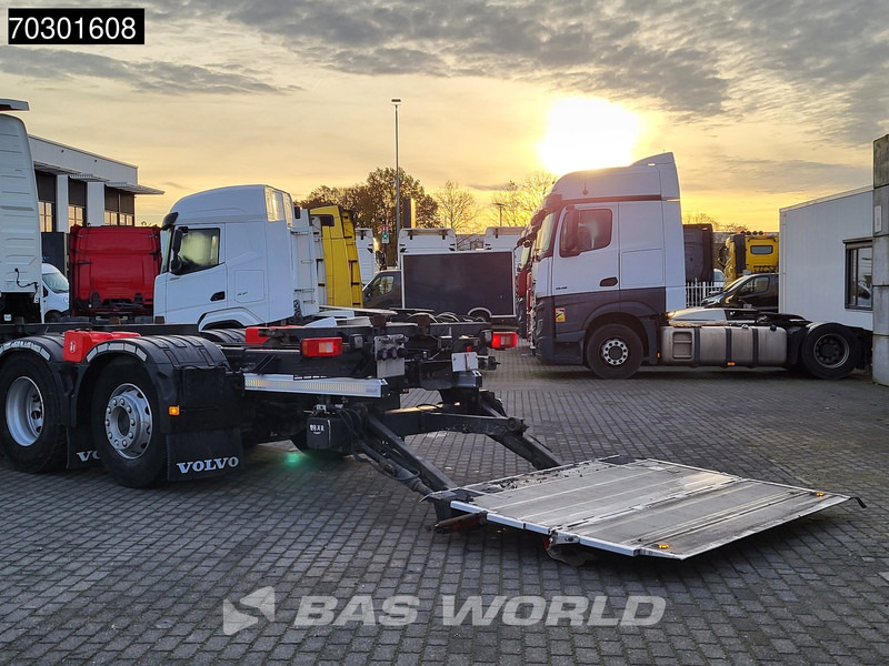 Грузовик-контейнеровоз/ Сменный кузов Volvo FH 500 6X2 Full Air Retarder Euro 6: фото 8