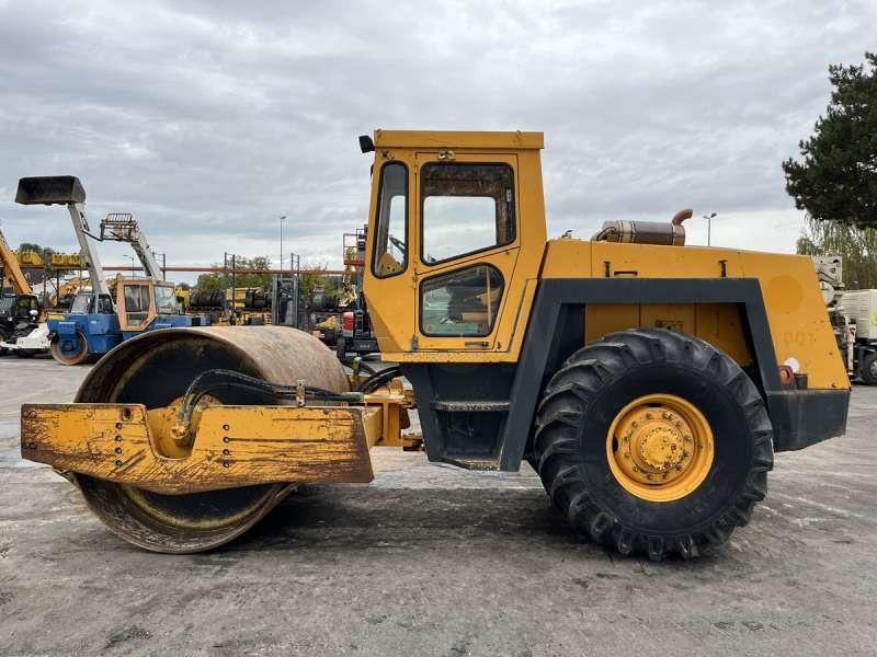 Bomag BW213D - Комбинированный каток: фото 4 Bomag BW213D - Комбинированный каток: фото 4