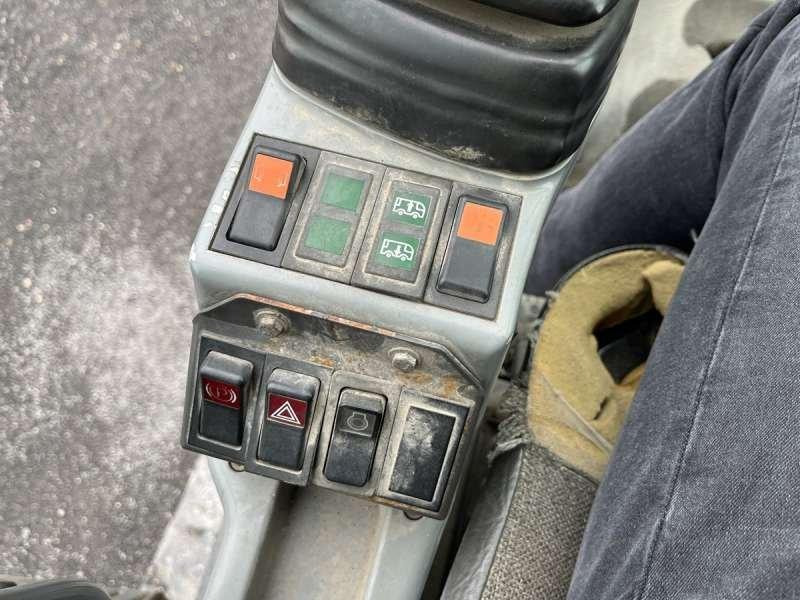 Колёсный экскаватор Case 788-PRR: фото 39