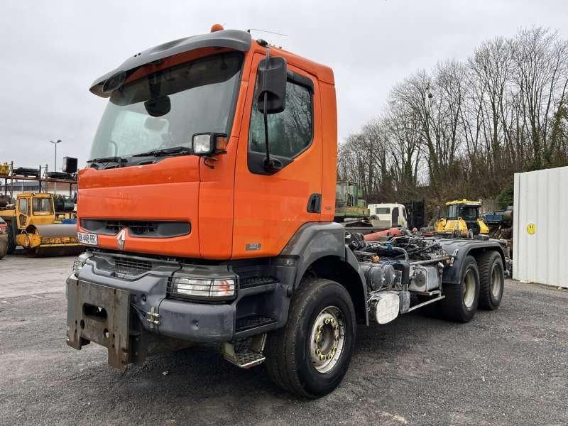 Renault KERAX 320 DCI 6X4 - Крюковой мультилифт: фото 2 Renault KERAX 320 DCI 6X4 - Крюковой мультилифт: фото 2