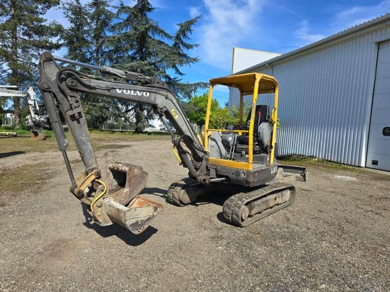 Volvo ECR38 - Мини-экскаватор: фото 2 Volvo ECR38 - Мини-экскаватор: фото 2