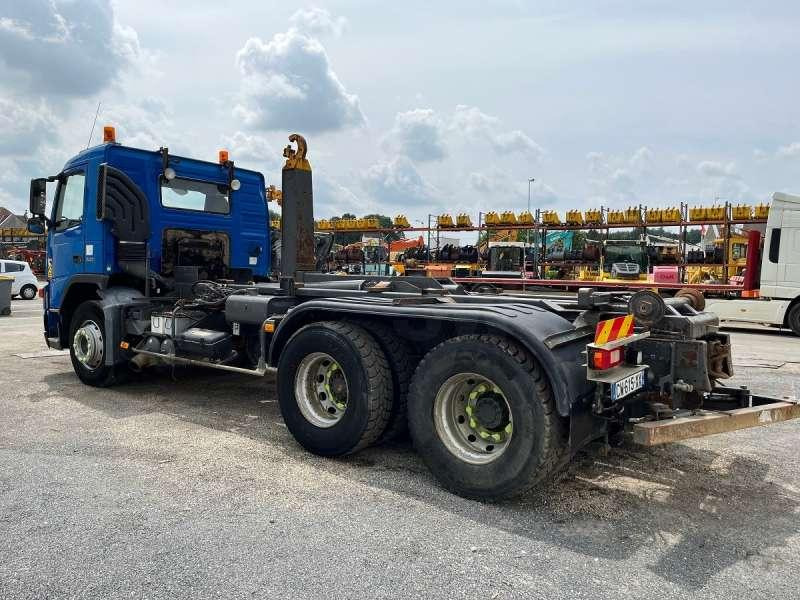 Volvo FM12 - 340 - Крюковой мультилифт: фото 5 Volvo FM12 - 340 - Крюковой мультилифт: фото 5