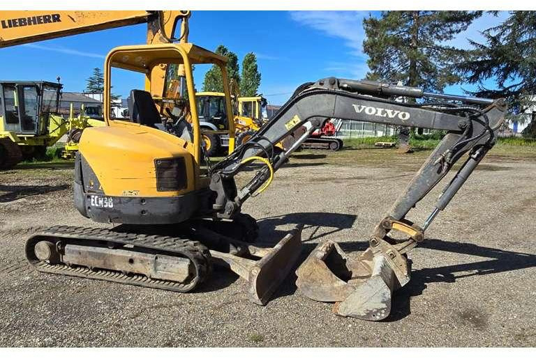 Volvo Mini Pelle ECR38 - Мини-экскаватор: фото 3 Volvo Mini Pelle ECR38 - Мини-экскаватор: фото 3