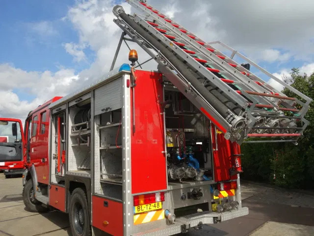 Пожарная машина Mercedes-Benz Actros 1831 4X4 ZIEGLER BOMBEROS POMP,2500 L TANK: фото 20 Пожарная машина Mercedes-Benz Actros 1831 4X4 ZIEGLER BOMBEROS POMP,2500 L TANK: фото 20