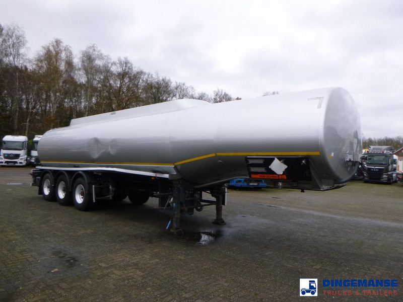 COBO Fuel tank alu 43.3 m3 / 1 comp + pump - Полуприцеп-цистерна: фото 2 COBO Fuel tank alu 43.3 m3 / 1 comp + pump - Полуприцеп-цистерна: фото 2