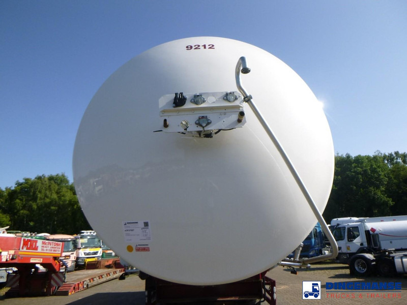 Feldbinder Food tank inox 30 m3 / 1 comp - Полуприцеп-цистерна: фото 5 Feldbinder Food tank inox 30 m3 / 1 comp - Полуприцеп-цистерна: фото 5