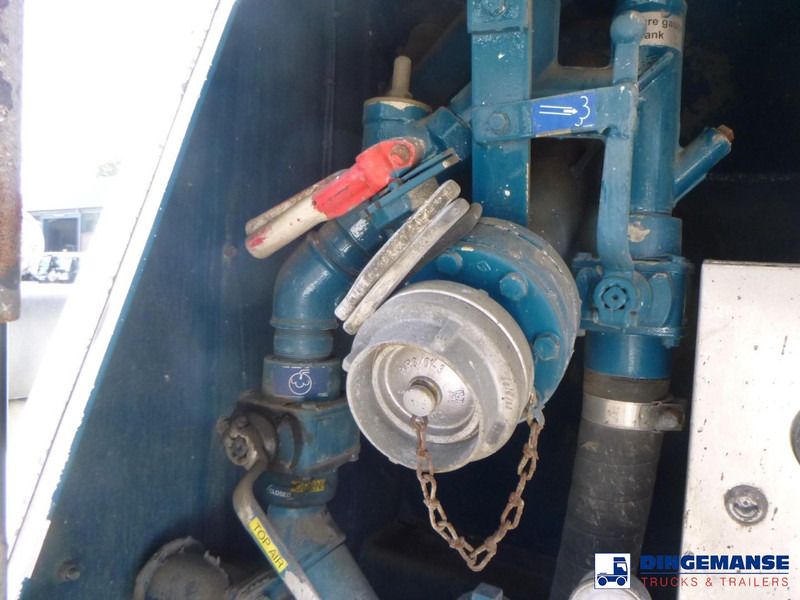 Полуприцеп-цистерна Feldbinder Powder tank alu 40 m3 + engine/compressor: фото 16