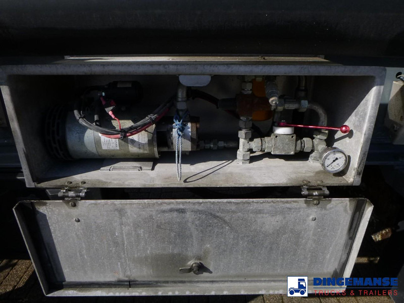 Gofa Powder tank alu 58 m3 (tipping) - Полуприцеп-цистерна: фото 5 Gofa Powder tank alu 58 m3 (tipping) - Полуприцеп-цистерна: фото 5